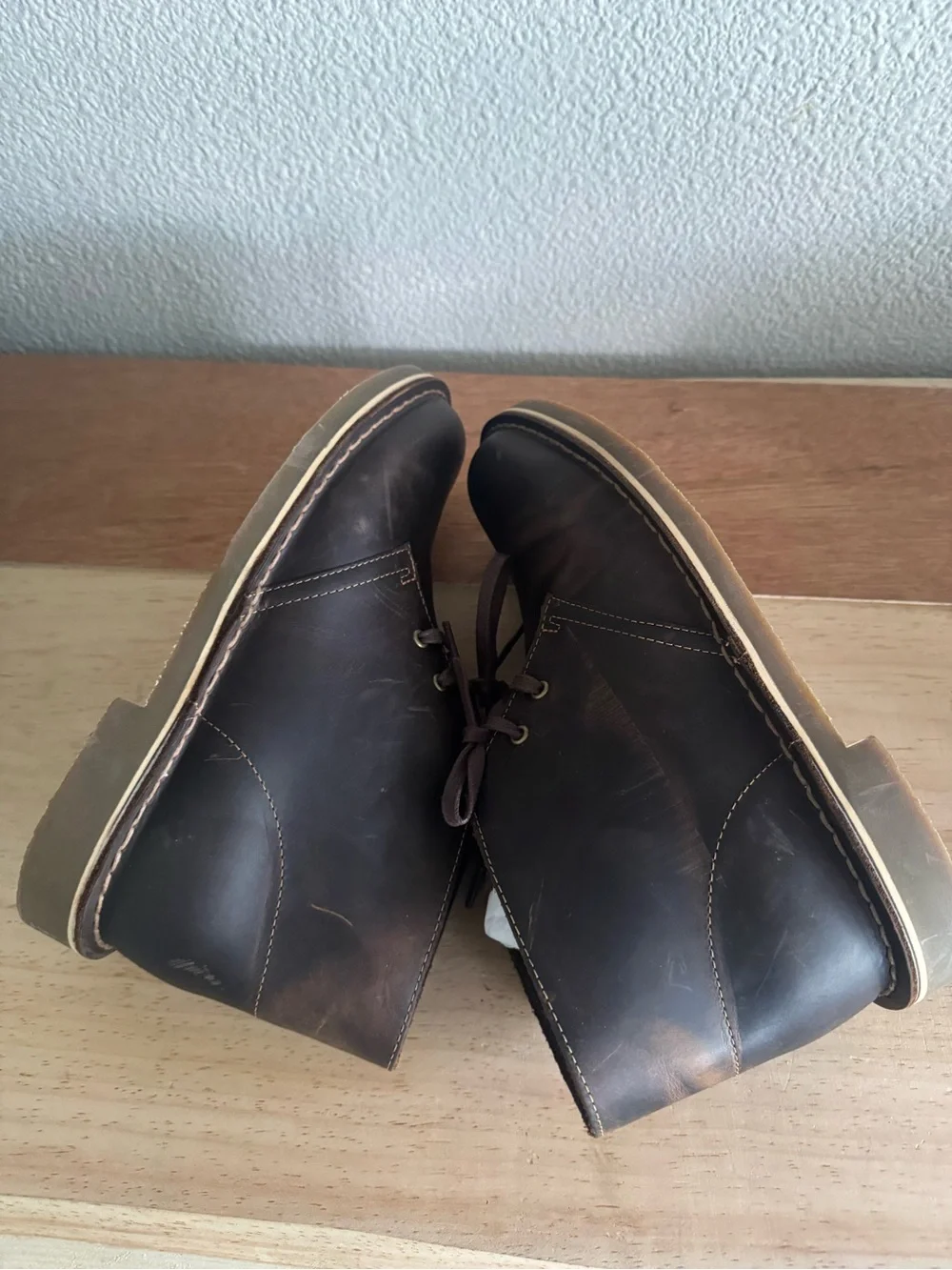 CLARKS Men's Leather shepton Boots In beeswax brown size 7.5